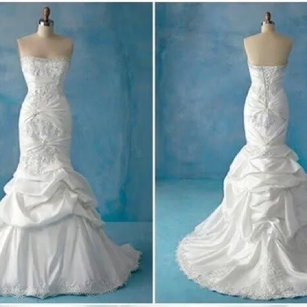 Alfred Angelo Disney fairy tale collection “Ariel” mermaid style wedding dress 4